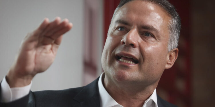 Governo estuda uso do patrimônio da União para financiar ferrovias