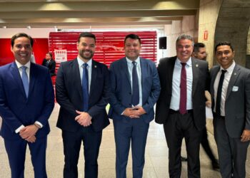 Em Brasília, Kelmann acompanha sabatina de Marluce Caldas para vaga no STJ