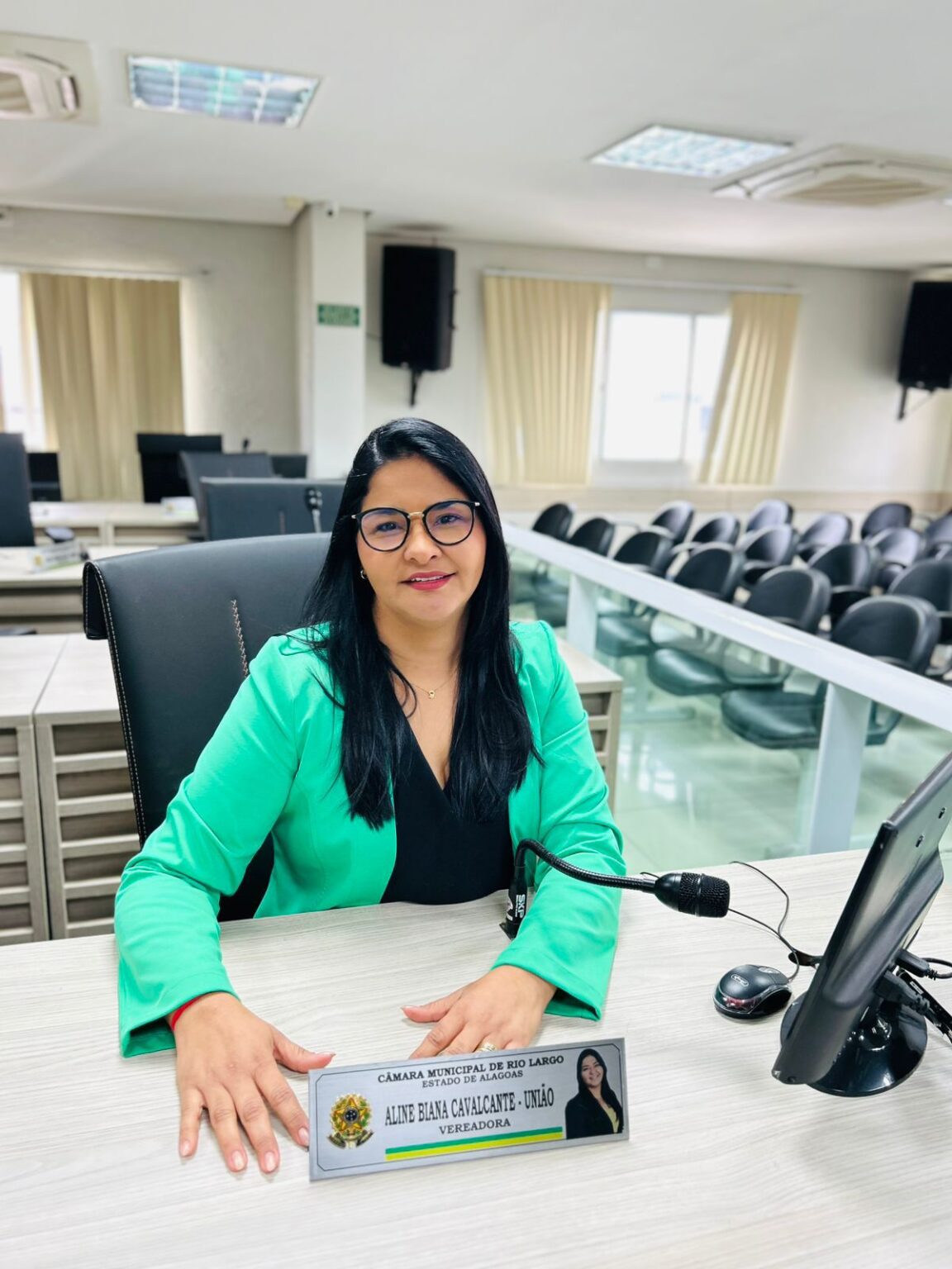 Vereadora Aline Diniz solicita mutirão de cirurgias de catarata em Rio Largo