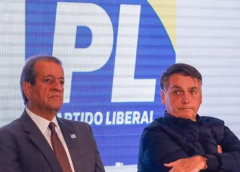 PL avalia como positiva sua ofensiva ao governo envolvendo o STF