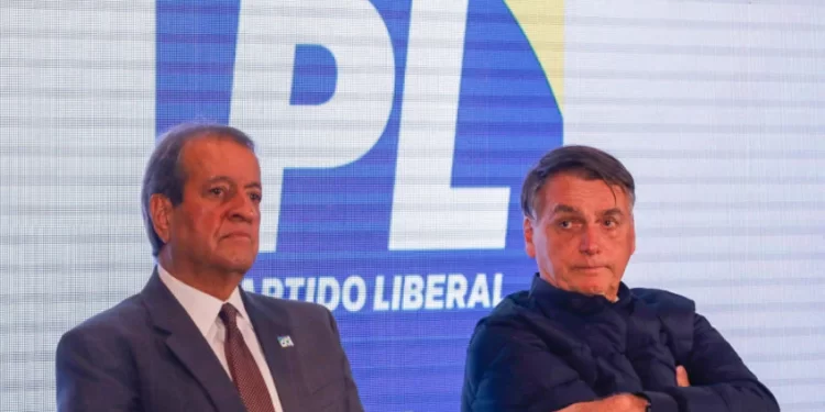 PL avalia como positiva sua ofensiva ao governo envolvendo o STF