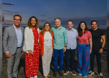 Janja e Renan Filho participam de evento em Maceió