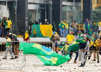 Polícia Federal prende participante do 8 de Janeiro deportada dos EUA