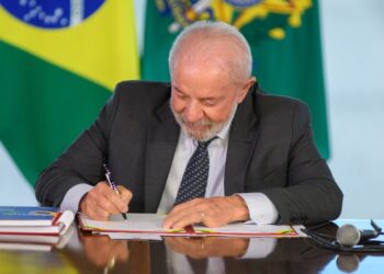 Lula deve sancionar isenção de IR para até 2 salários na segunda-feira