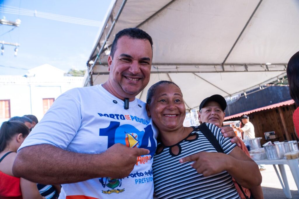 Prefeito Allan de Jesus realiza feito inédito e aposentados do município passam a receber dentro do mês trabalhado