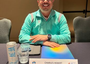 Charles Hebert atua como instrutor em concentração de árbitros da CBF no Rio de Janeiro