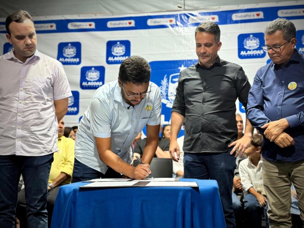 Maribondo celebra 63 anos com inaugurações e entregas que fortalecem os serviços para a população