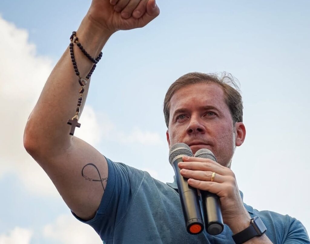 Marx defende isenção de IR de quem ganha até R$ 5 mil: “aprovar essa isenção será um gesto de respeito com o povo brasileiro.”