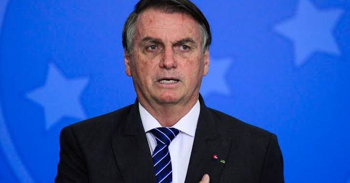Para 57%, Trump está errado ao pedir fim da ação contra Bolsonaro