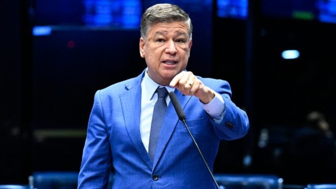 Oposição derrota governo e assume comando da CPMI do INSS