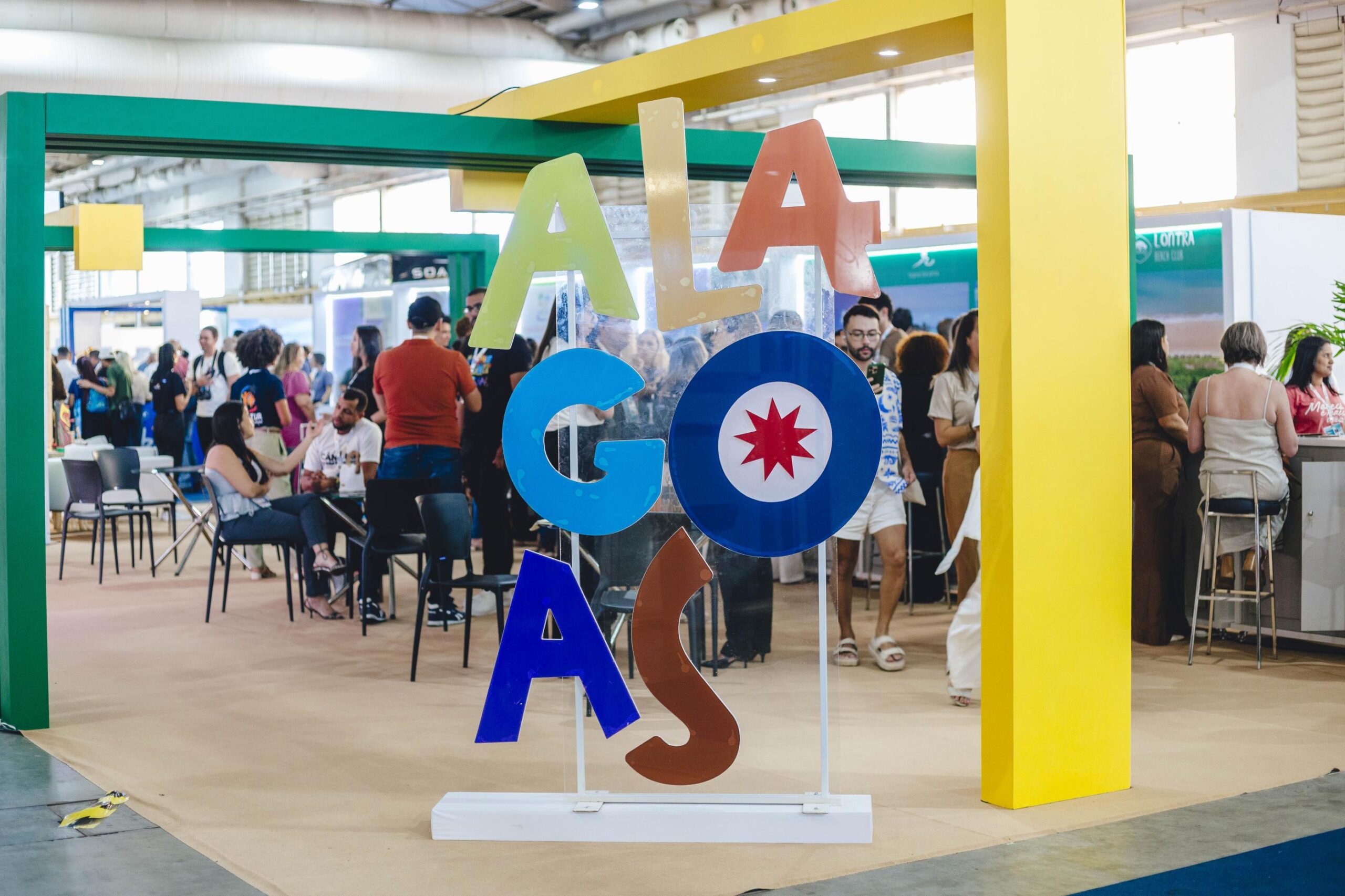 Destino Alagoas sedia a 4ª edição do Festur, que reúne mais de mil profissionais do turismo