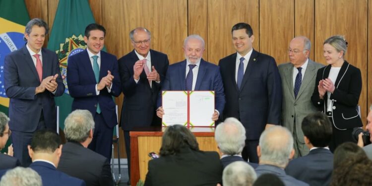 Brasil Soberano: Conheça os principais pontos do pacote de socorro a empresas afetadas por tarifas dos EUA