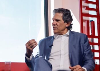 Haddad culpa Eduardo Bolsonaro por cancelamento de reunião com governo Trump