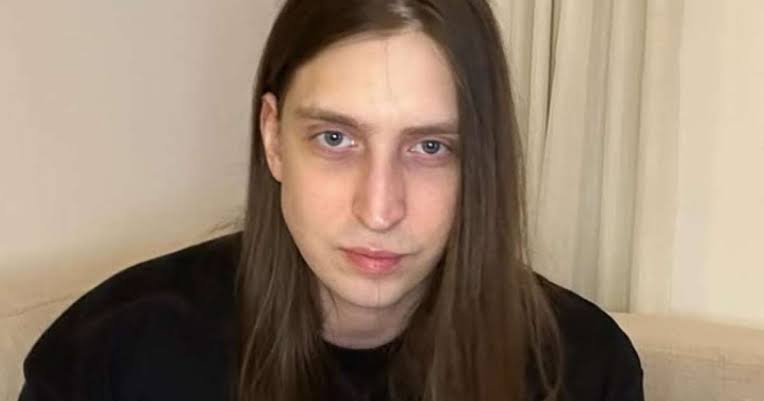 Felca diz que investigou Hytalo Santos por um ano antes de denúncia