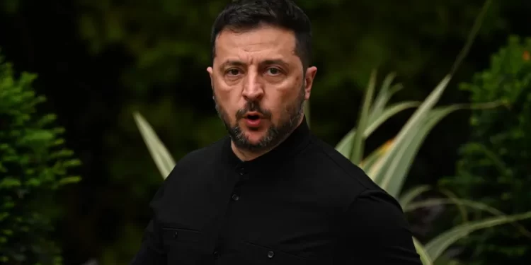 Após encontro com Putin, Trump e Zelensky conversam por uma hora