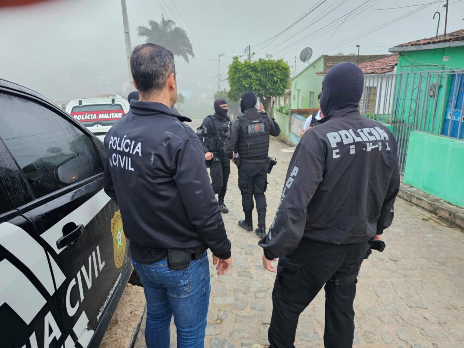 Polícia Civil de Alagoas faz operação contra o tráfico em Santana de Ipanema
