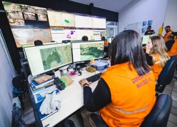 Telefone 199 da Defesa Civil de Maceió ficará indisponível neste sábado (16)