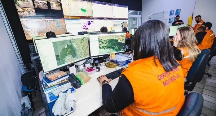 Telefone 199 da Defesa Civil de Maceió ficará indisponível neste sábado (16)