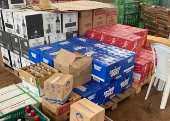 Sefaz apreende R$ 1 milhão em bebidas alcoólicas sem nota fiscal durante preparação para show em Arapiraca