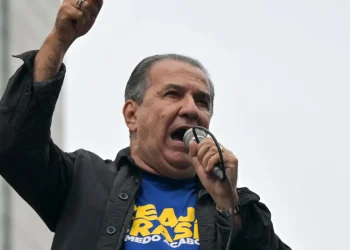 Moraes nega pedido de Malafaia em denúncia contra Eduardo Bolsonaro