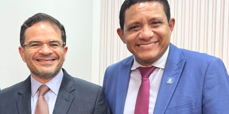 Júlio Cezar destaca liderança de Marcelo Vitor e faz aproximação