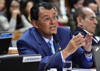 MDB no Senado decide votar contra a PEC da Blindagem