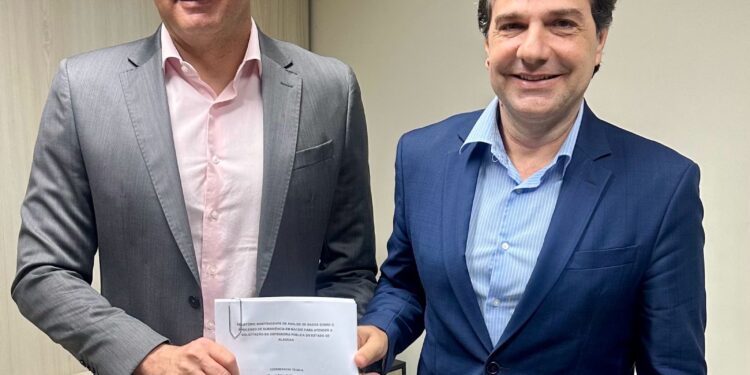 Rui Palmeira discute com Defensoria Pública isenção automática do IPTU para famílias do Minha Casa, Minha Vida