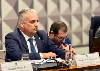 CPMI do INSS: Alfredo Gaspar cobra respostas de Carlos Lupi sobre omissões e denúncias em sua gestão