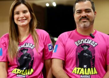 Romaria de Atalaia parte rumo a Juazeiro do Norte com a presença da prefeita Ceci