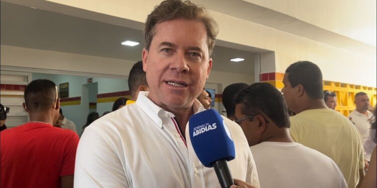 Marx Beltrão vota pela aprovação urgente de projeto que amplia investimentos federais em saúde e educação