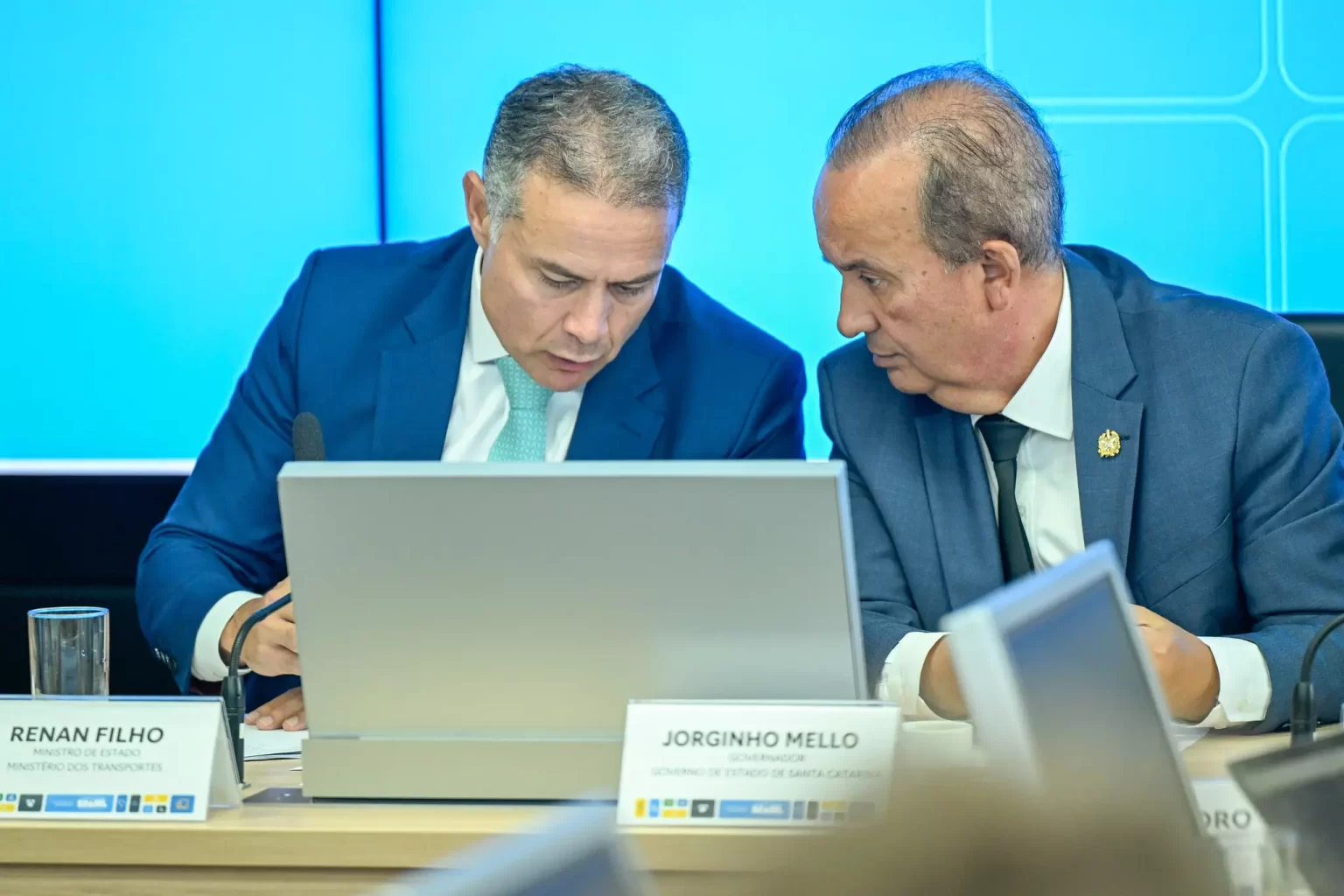 Renan Filho ignora pedido de reunião de governador sobre obra bilionária