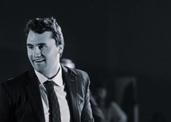 Funeral de Charlie Kirk acontece neste domingo com a presença de Trump
