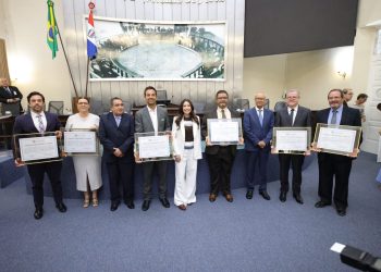 Personalidades do Turismo alagoano recebem a comenda Luiz José do Monte Vasconcelos