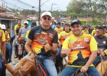 Com prefeito Bocão, Cavalgada Família Cabeção reúne milhares de cavaleiros em Marechal Deodoro
