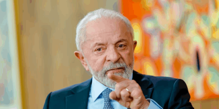 Lula empata com Bolsonaro e Tarcísio em pesquisa do Real Time Big Data