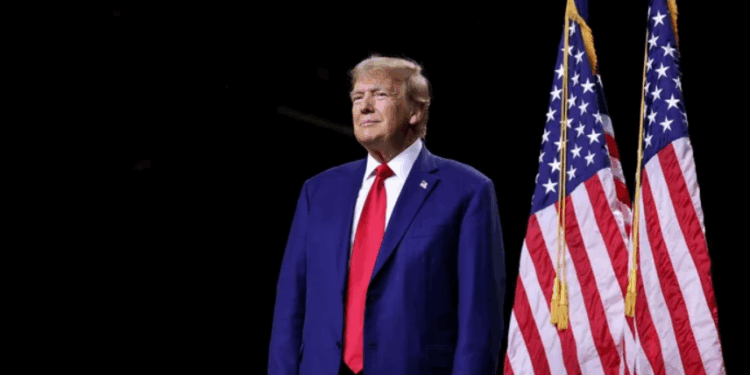 Ceará decreta situação de emergência por tarifaço e amplia mitigação