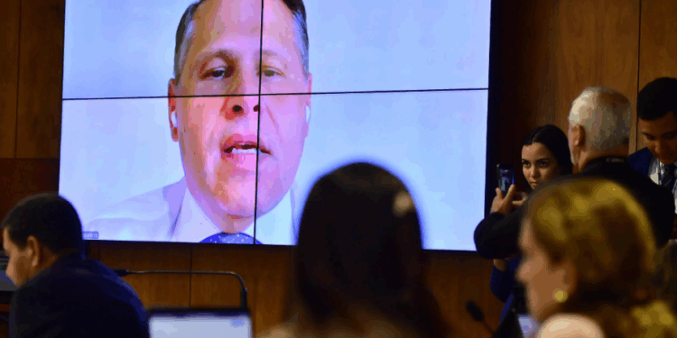 Tagliaferro divulga suposto áudio de auxiliar de Moraes falando de risco de expor irregularidades nos trâmites