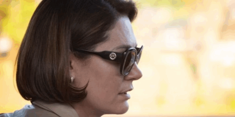 “Cabe um homem de 1.85m?”, Michelle Bolsonaro ironiza vistoria de Fusca