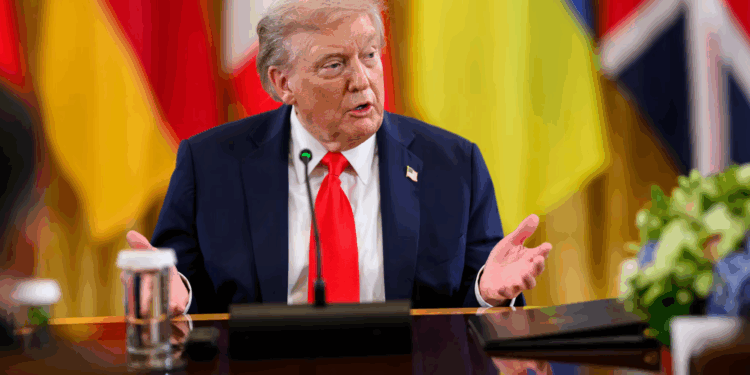 “Não estou nada feliz”, diz Trump sobre ofensiva israelense no Catar