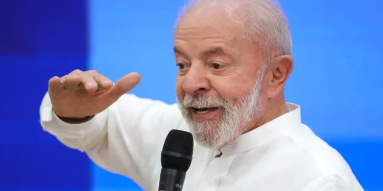 Lula rebate Trump em artigo no New York Times e defende soberania brasileira