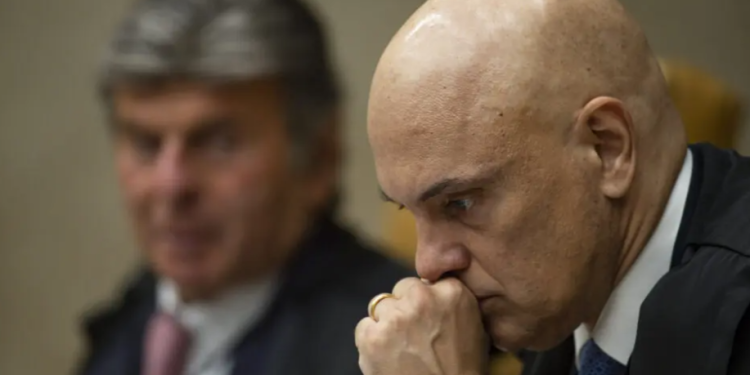 Voto de Fux no julgamento de Bolsonaro reforça campanha pela anistia e reações dos EUA