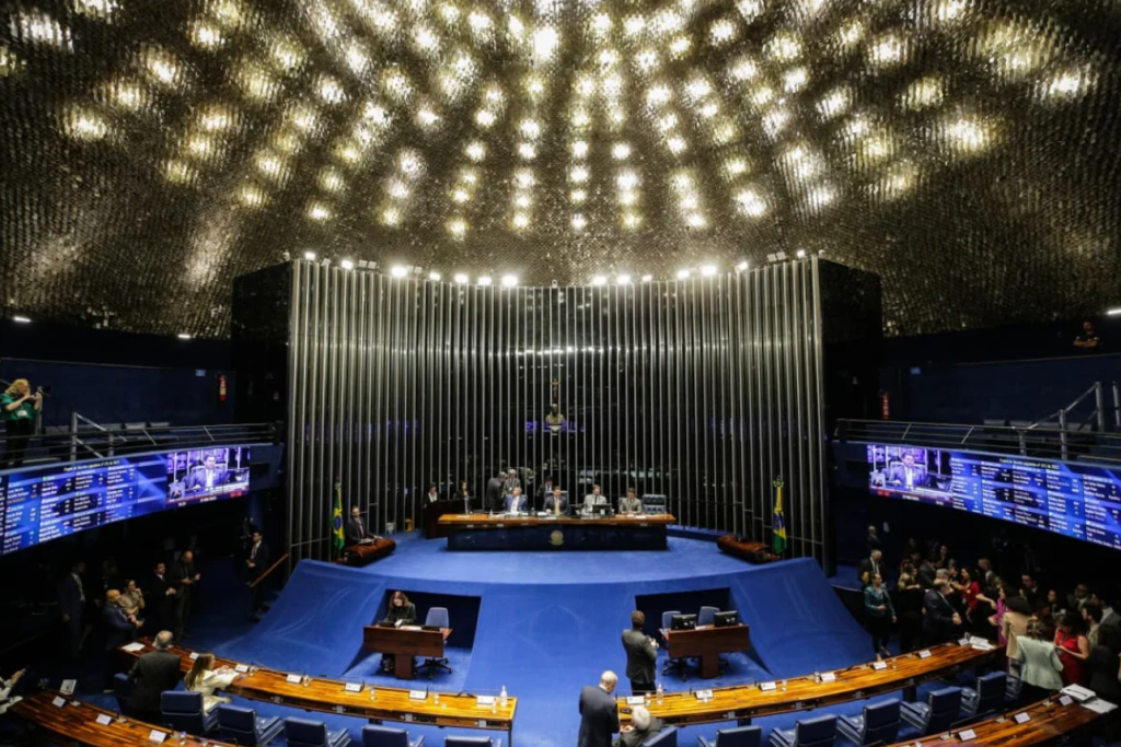 Senado paga R$ 173,6 mil por mês a assessores de “comissões fantasmas”