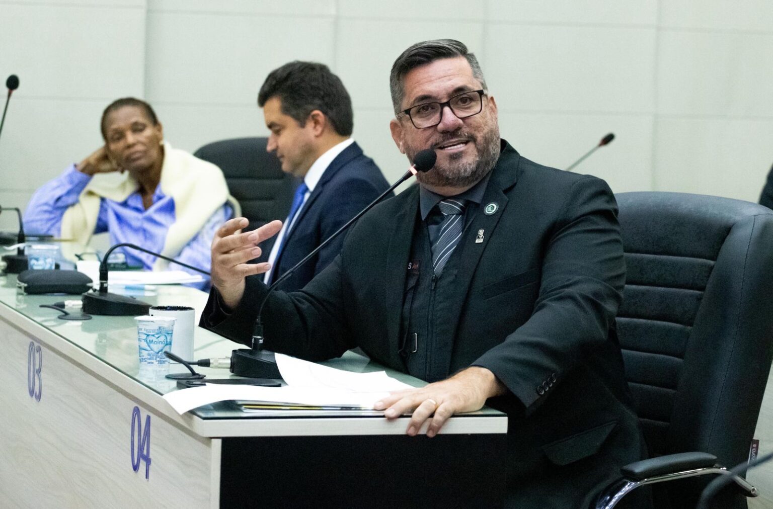 Após pedido de Leonardo Dias, templos religiosos terão isenção de taxa de localização e funcionamento