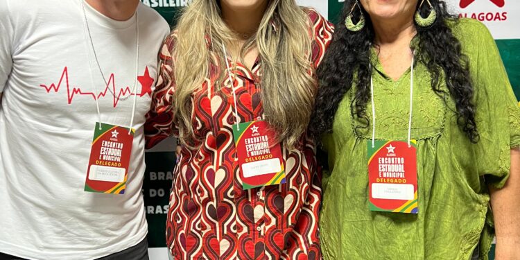 Dafne Orion destaca união e renovação durante posse da nova direção do PT Alagoas
