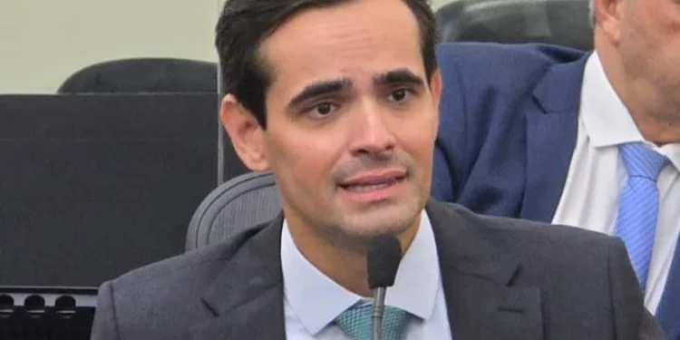 Deputado Lelo Maia reafirma na Câmara seu compromisso em punir abuso a menores