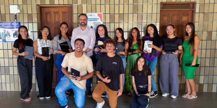 Jovens da Barra de São Miguel se tornam agentes de campo para o desenvolvimento urbano da cidade