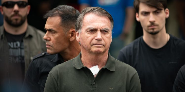Além da pandemia, Bolsonaro é investigado em outros 4 casos no STF