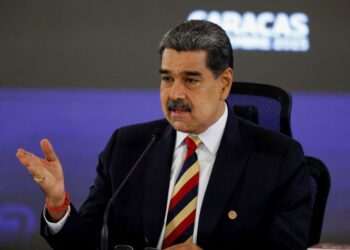 Maduro anuncia mobilização militar em 284 “frentes de batalha” e acusa EUA de tentativa de golpe
