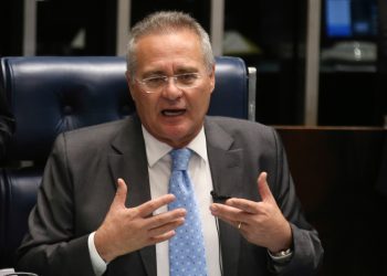Renan Calheiros diz que CAE vai analisar outra proposta de isenção de IR