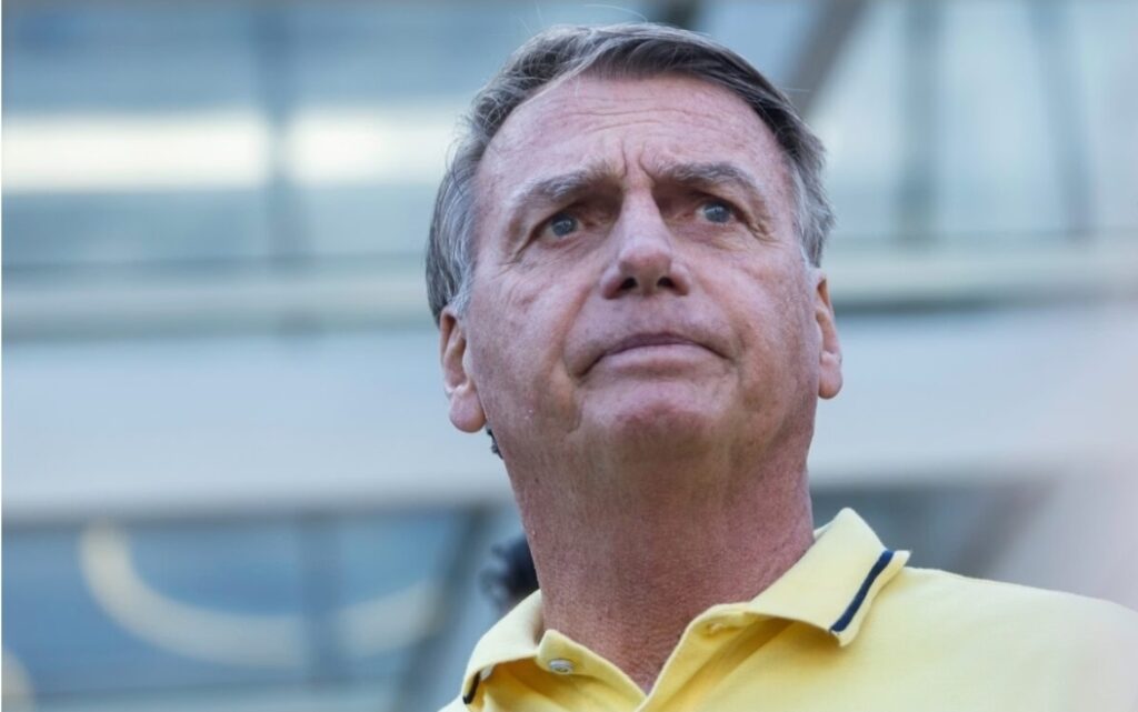 Moraes autoriza Bolsonaro a deixar prisão domiciliar para cirurgia em hospital de Brasília